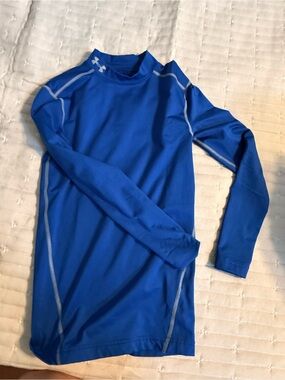 Under Armour Men’s Royal Blue Long-Sleeve Rash Guard